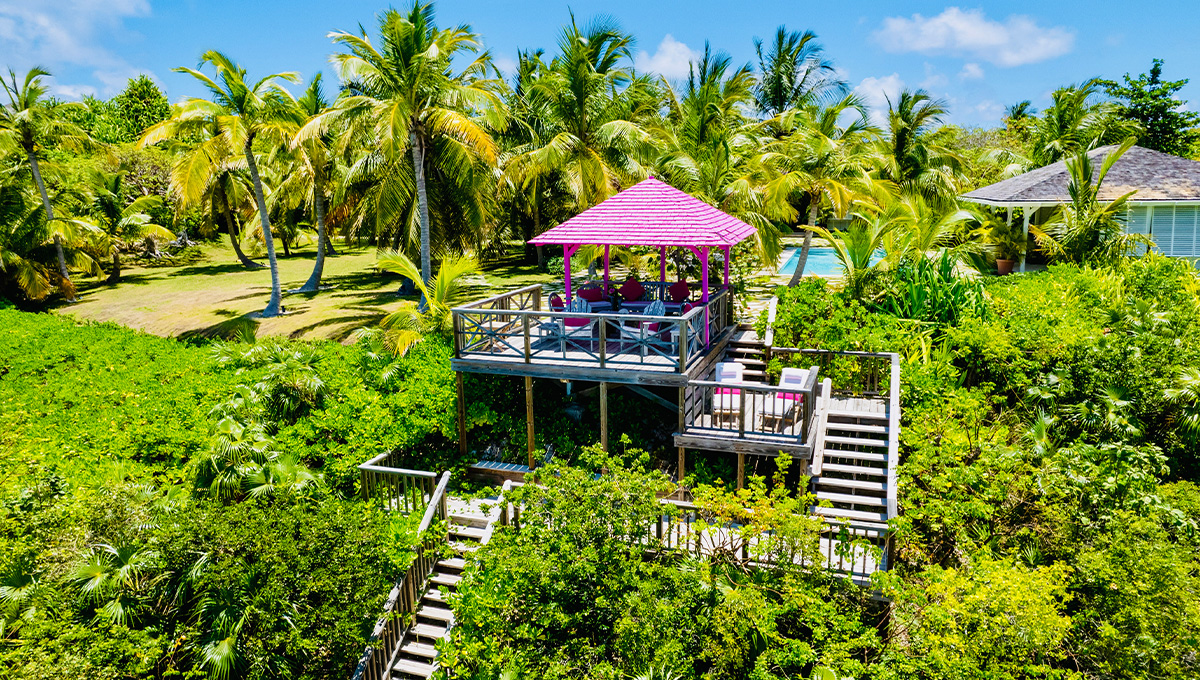luxury getaways private island holidays Bahamas