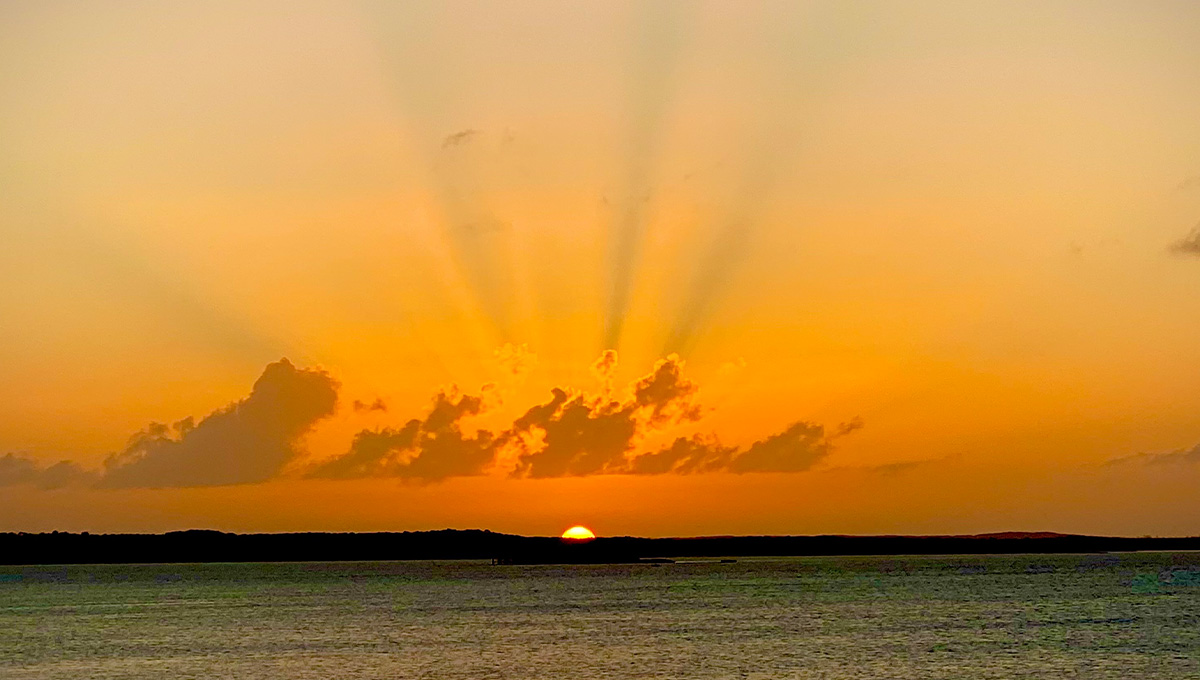 airbnb Bahamas luxury villa rental vacations sunsets